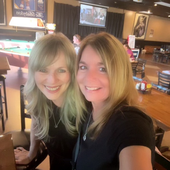 Meet your Posher, Marti - Picture 1 of 1